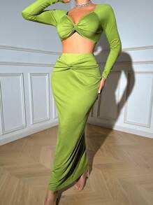 SHEIN SXY Solid Color Twist Knot Cropped Top And Skirt Set - Green - View 1