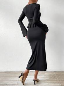 Allurite 女士荷葉邊短款t恤和人魚尾擺裙子套裝