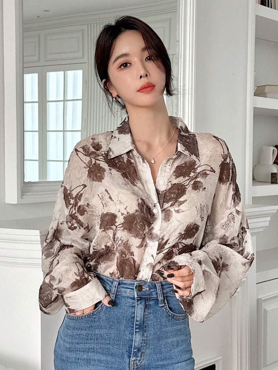 Dazy Star Của phụ nữ Hoa In Nút xuống Áo len Mở Với Thả vai - Màu be - Xem 1