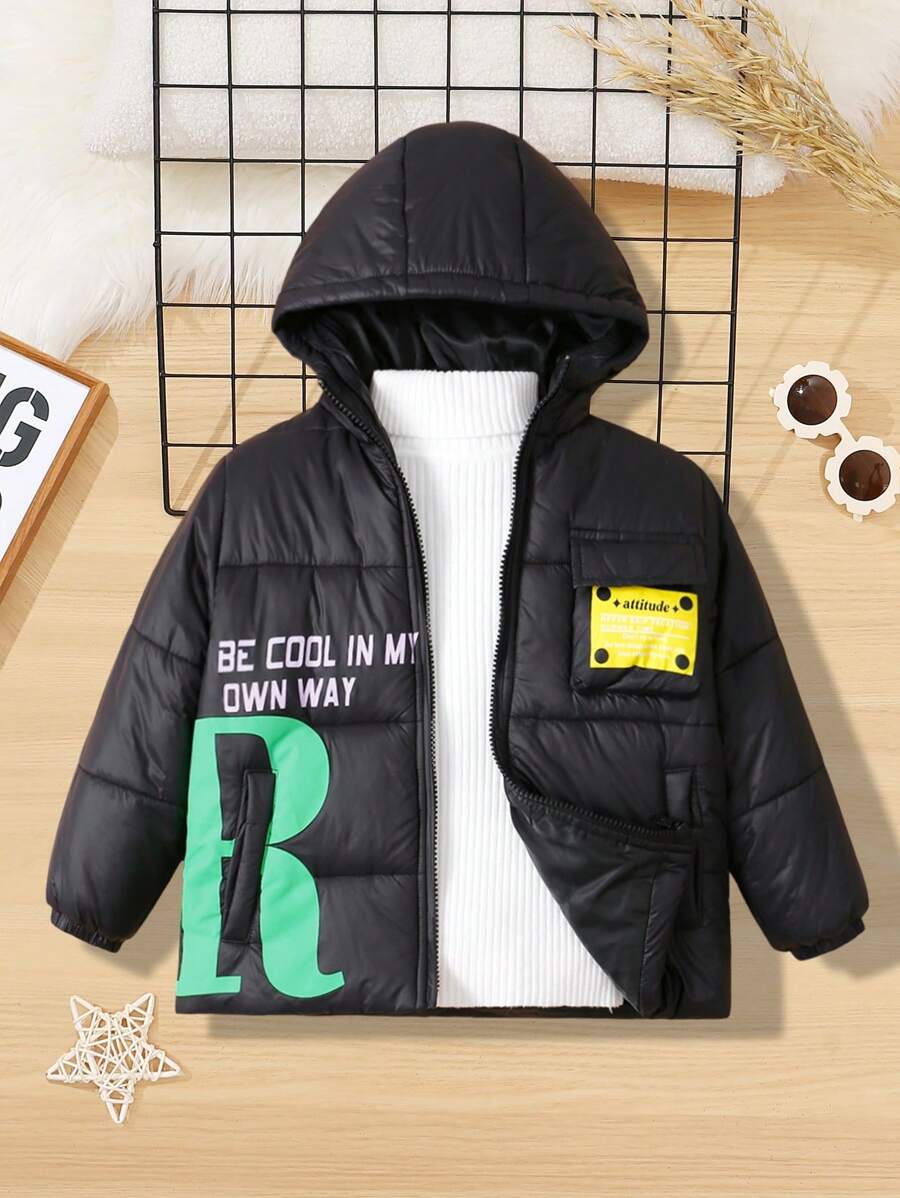 SHEIN 男孩舒服的厚絎縫連帽外套帶圖案圖案適用於閒暇 - 黑色 - 查看 1