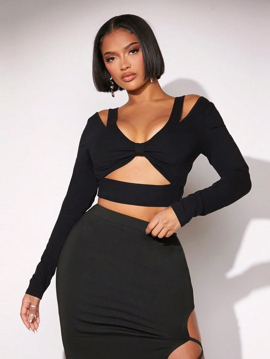 SHEIN SXY Camiseta Corta Con Busto Hueco Y Fruncido - Negro - Ver 1