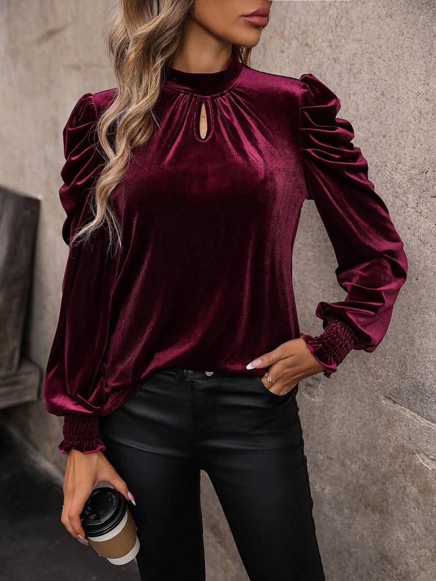 SHEIN Clasi Plush Keyhole Neckline Puff Sleeve T-shirt - Burgundy - View 1