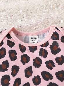 2 cái/bộ Em bé Cô gái In hoa Báo Áo liền quần chặt Bộ - Nhiều màu - Xem 7