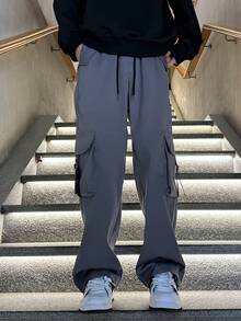 Manfinity EMRG Men's Side Flap Pocket Cargo Pants - Grey - View 3