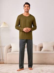 Men's Striped Pajama Pants - Black - View 4