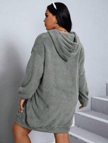 SHEIN EZwear Plus Size Solid Sweatshirt With Drop Shoulder And Badge Detail - Dark Grey - View 2