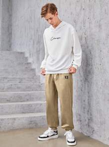 SHEIN 青少年男孩休闲百搭英式图案连帽运动衫和拼色紧身裤套装 - 卡其色 - 查看 5