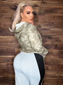 SHEIN SXY Plus Size Tie-Dye Sweatshirt With Drawstring - Apricot - View 2