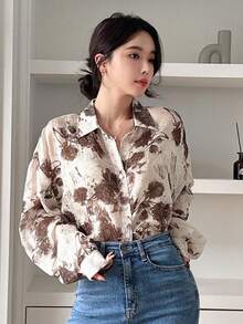 Dazy Star Của phụ nữ Hoa In Nút xuống Áo len Mở Với Thả vai - Màu be - Xem 3