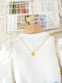 SHEIN Nhỏ bé Cô gái Mùa Thu Mùa Đông Ren Vòng cổ Tay áo dài Áo chui đầu Với thắt lưng & Hư hỏng Quần jean Bộ - trắng - Xem 4