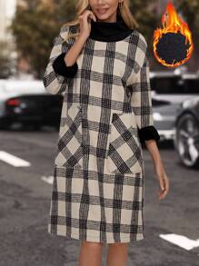 EMERY ROSE 格紋雙口袋落肩袖洋裝 - 卡其色 - 查看 1