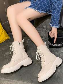 女式靴子英倫風踝靴新款白色中筒靴厚底短靴時尚流行