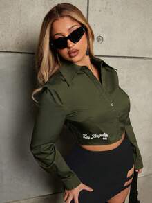 SHEIN SXY 字母印花長袖短上衣 - 軍綠色 - 查看 4