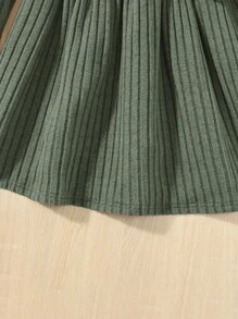 青少女簡約針織泡泡袖長裙,運動休閒風格,附有斜跨包 - 軍綠色 - 查看 4