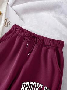 SHEIN Qutie 女款字母印花束口褲 - 酒紅色 - 查看 4