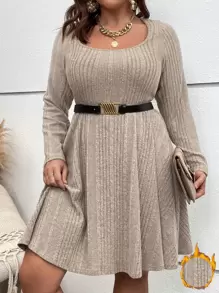 SHEIN Clasi 大碼條紋針織大圓領連衣裙不附腰帶 - 杏色 - 查看 1