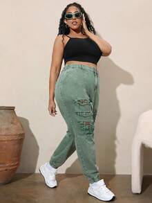 SHEIN CURVE+ Plus Size Distressed Denim Jeans - Green - View 7
