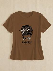 SHEIN Slayr 女款短袖t卹,印有角色和字母圖案 - 棕色 - 查看 6