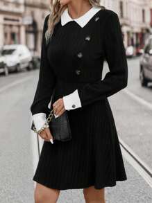 SHEIN Frenchy Cổ áo tương phản Chi tiết Nút Đầm - Nhiều màu - Xem 3