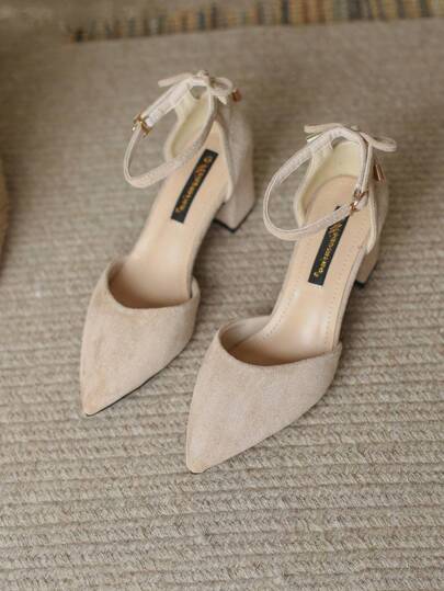 2025秋冬新款女士尖头麂皮镂空蝴蝶结粗跟高跟鞋，百搭日常/工作正装鞋，黑色，大码，优雅，适合派对装扮