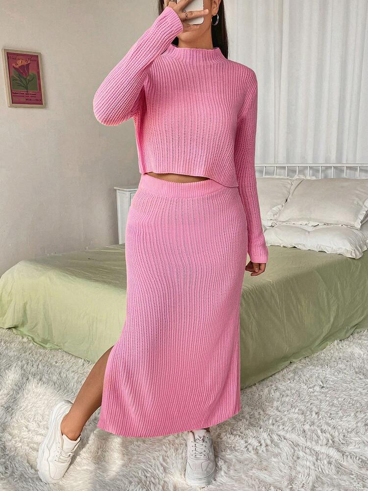 Women's Plus Size Loose Fit Pink Sweater And Split Hem Sweater Skirt Set Fall Cloth For Women
