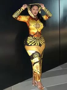 Slaydiva 大尺寸蝴蝶印花連帽修身高分裆裙 - 彩色 - 查看 5