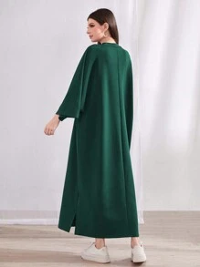 Mulvari Solid Color Batwing Sleeve Dress With Split Hem - Green - View 2