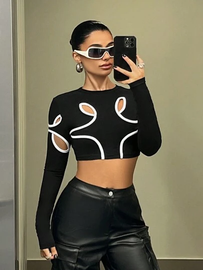 SHEIN ICON Camiseta De Mujer Entallada Con Detalles De Contraste De Rayas Y Huecos