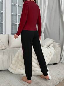 SHEIN 女士勃艮第休闲针织面料圣诞图案圆领睡衣套装，适合冬季家居服和睡衣，中等弹力常规袖长，舒适优雅的细节，秋季服装 - 酒紅色 - 查看 2