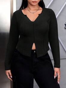 SHEIN EZwear Women'S Plus Size Notched Neckline Slit T-Shirt - Black - View 1