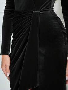 Simple & Elegant Slim Fit Long Sleeve Front Split Dress For Women - Black - View 3