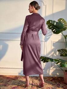 Modelyn 女士純色缺口v領連身裙,配腰帶 - 藕粉色 - 查看 2