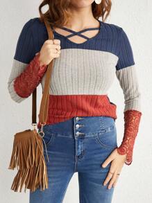 EMERY ROSE V-neck Lace Patchwork Contrast Color Long Sleeve T-shirt
