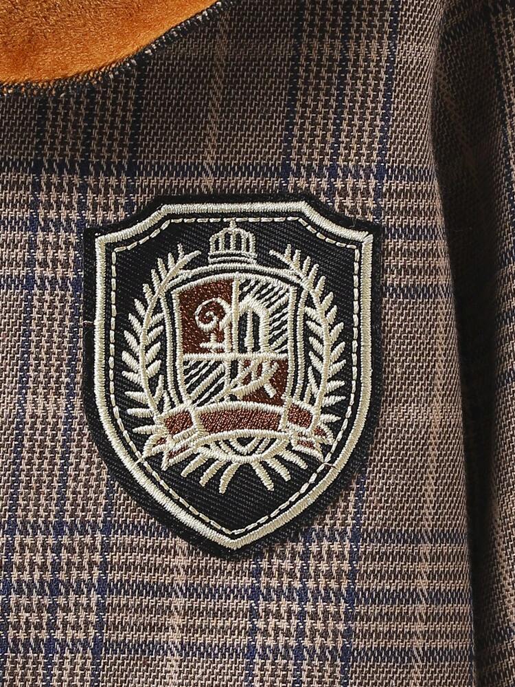 Chaqueta Colegial Para Bebé Con Patrón De Cuadros De Otoño Y Parche De Bordado En El Estilo Marinero Con Botones Y Solapa