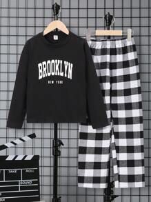 SHEIN 男孩大字母印花t恤和格紋長褲睡衣套裝 - 黑色 - 查看 1