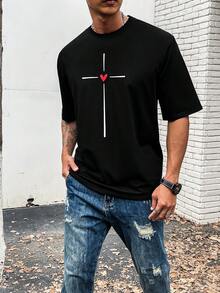 Manfinity Hypemode 男士加大號心形印花t恤,短袖 - 黑色 - 查看 6