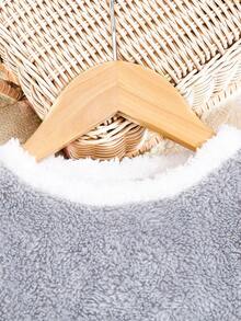 SHEIN 中性寶寶休閒刺繡設計拼色絨毛家居服套裝 - 彩色 - 查看 5