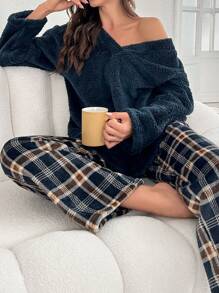 Women's Flannel Plaid Pajama Set - Navy Blue - View 1