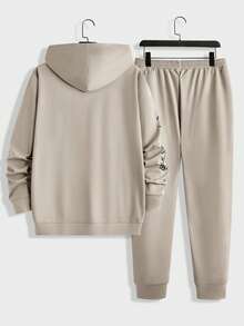 GENTILAND 男士口號印花連帽衫和長褲套裝 - 卡其色 - 查看 2