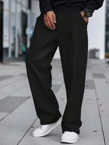 Manfinity Hypemode Men Slant Pocket Straight Leg Jeans, Grunge - Black - View 3