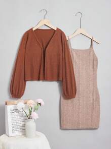 SHEIN 女童針織肋架連身裙,細肩帶和加厚針織外套帶氣球袖,雙重組合套裝 - 卡其色 - 查看 3