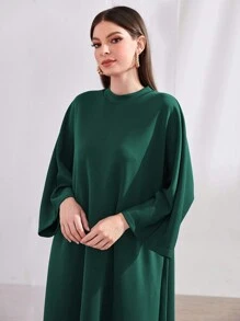 Mulvari Solid Color Batwing Sleeve Dress With Split Hem - Green - View 3