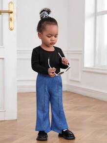 SHEIN 女婴休闲针织长袖上衣搭配牛仔效果喇叭裤套装 - 藍色 - 查看 4