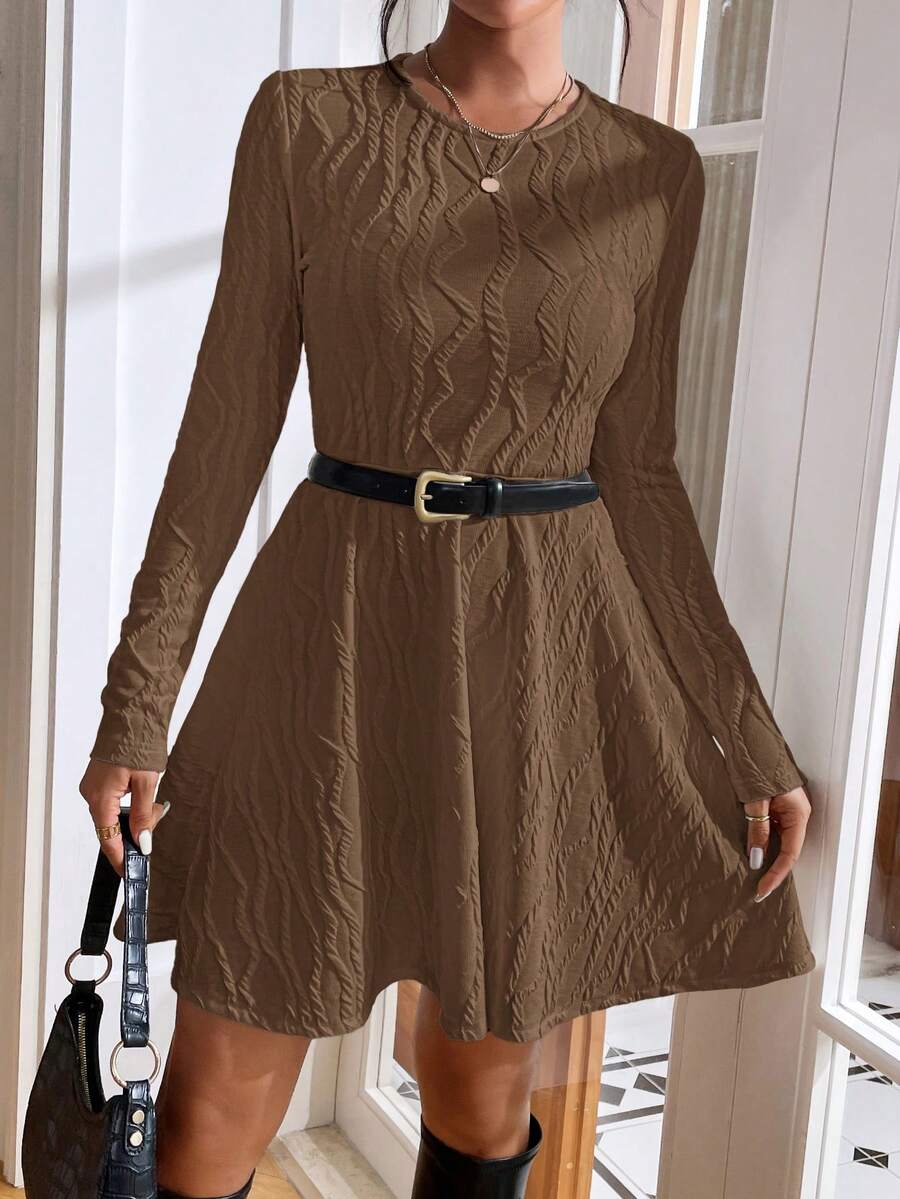 SHEIN Essnce 純色女裝連身裙,無腰帶款式 - 咖啡棕 - 查看 1