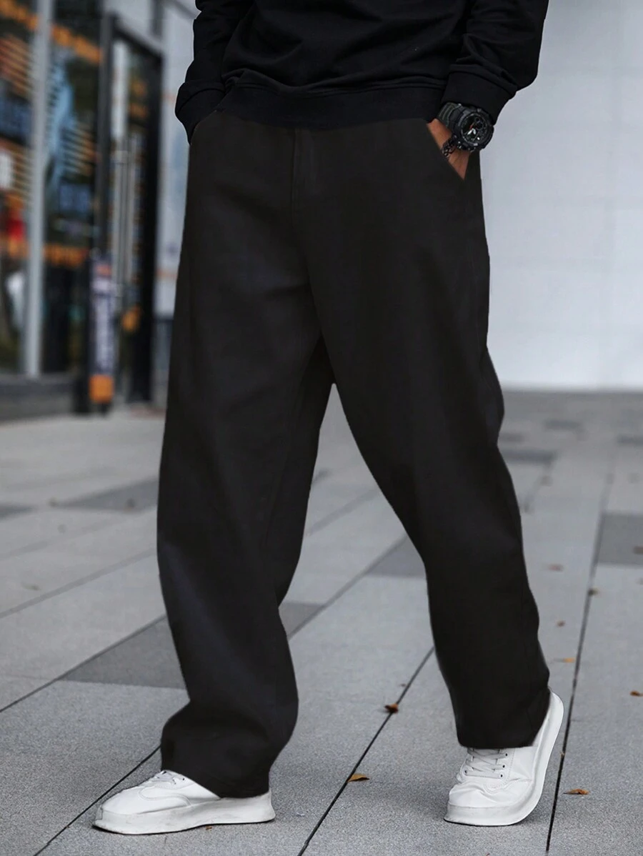 Manfinity Hypemode Men Slant Pocket Straight Leg Jeans, Grunge - Black - View 1