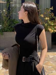 DAZY 女用蓋袖合身 T 卹 - 黑色 - 查看 1