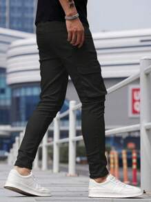 Manfinity LEGND Men Cotton Solid Flap Pocket Side Cargo Jeans - Black - View 3