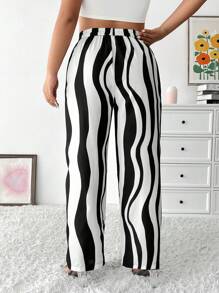 Celure Plus Wave Striped Print Straight Leg Pants - Black and White - View 2