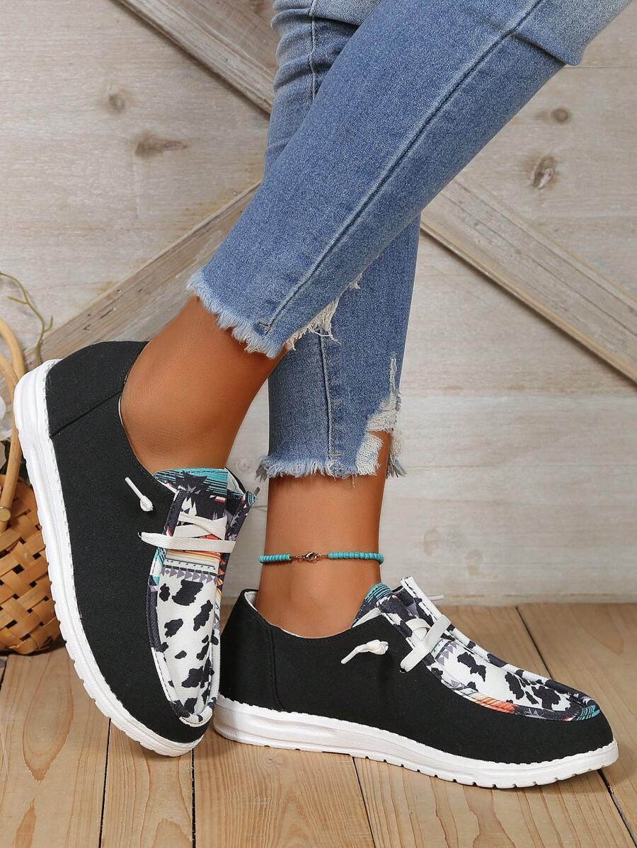 Women Graphic Lace-up Front Textured Black Canvas Shoes - Black and White - View 1
