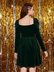 Magnifique Robe En Velours Pour Adolescentes Avec Encolure Carrée, Manches En Agneau Et Détail Nœud - Vert sapin - Voir 2